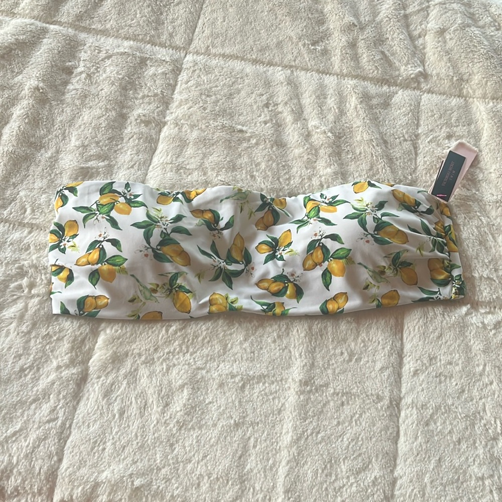 NWT Victoria secret bathing suit top